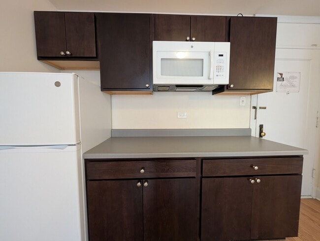 Photo - 2779 N Milwaukee Ave Unit 208