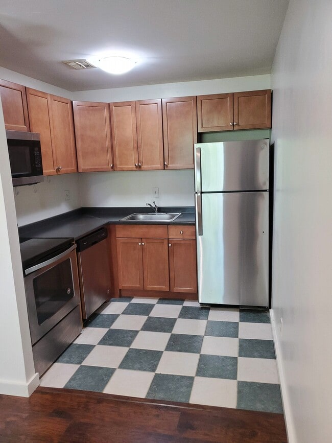 Photo - Tremaine Place