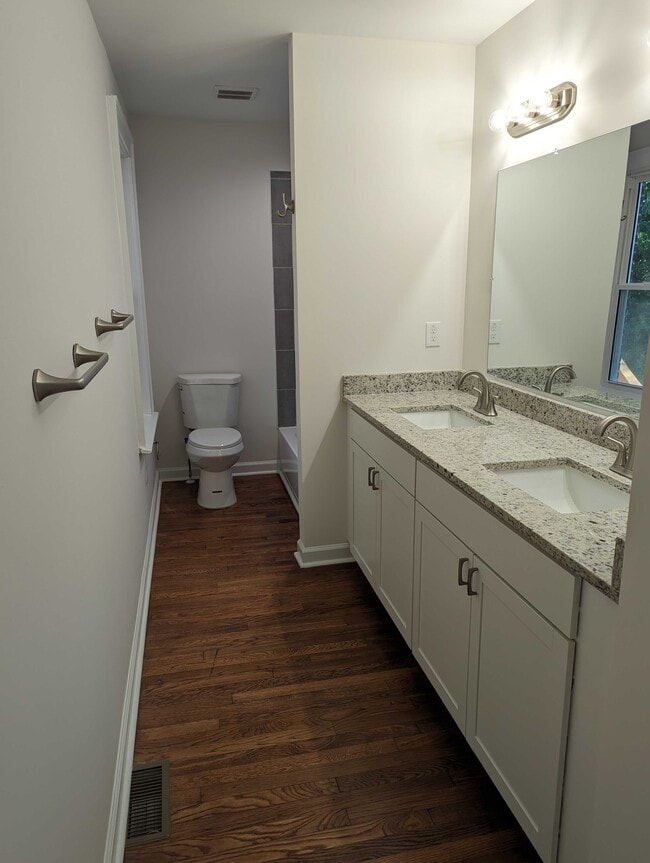 Photo - 435 Chevelle Ln Unidad A