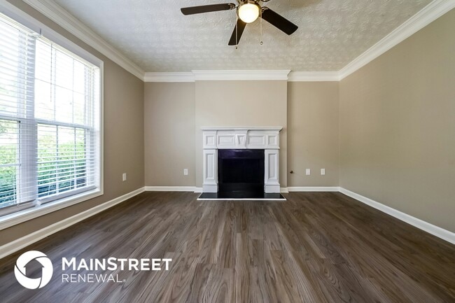 Photo - 4023 Riverside Pkwy