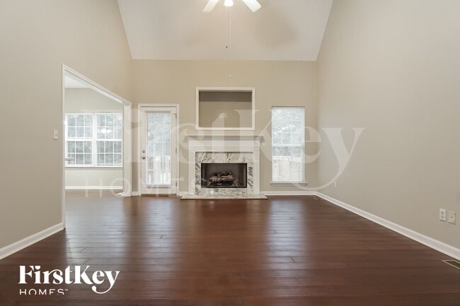 Photo - 5612 Elliot Cir