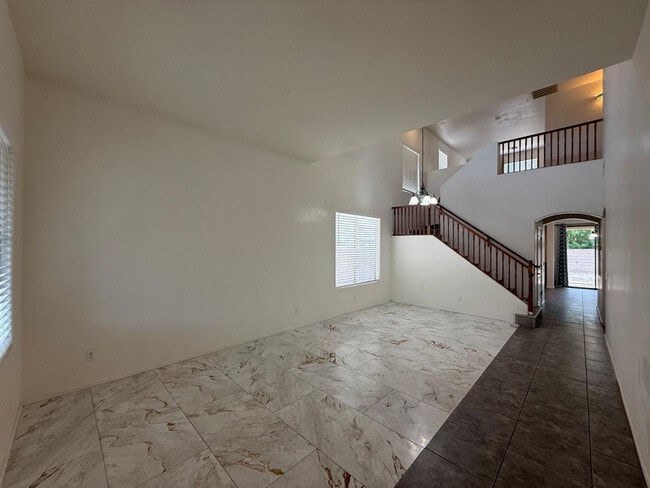 Photo - 2635 E Vermont Ct