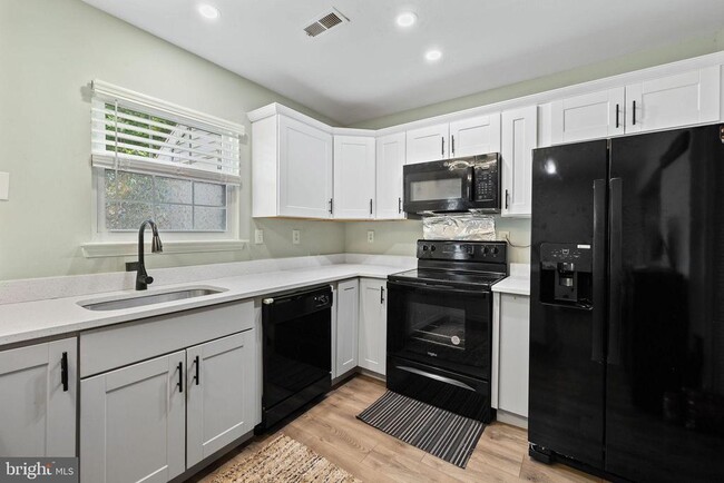 Photo - 4071 Bluebird Dr