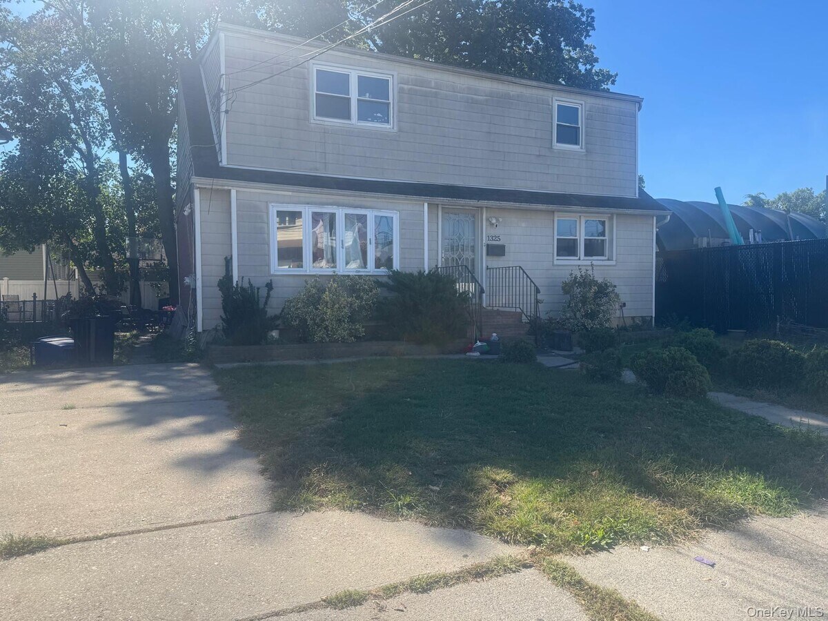 Photo - 1325 Journal Ave