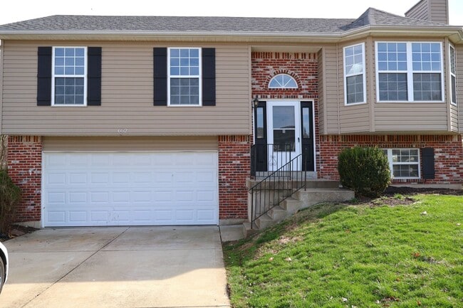 Photo - Beautiful 3 Bed 2.5 Bath w/2 Car Oversized Garage