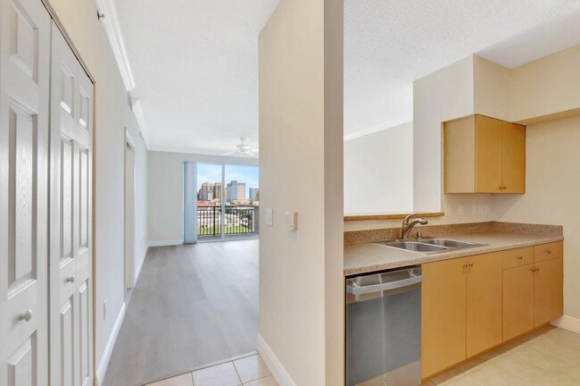 Photo - 616 Clearwater Park Rd Condo Unit 907
