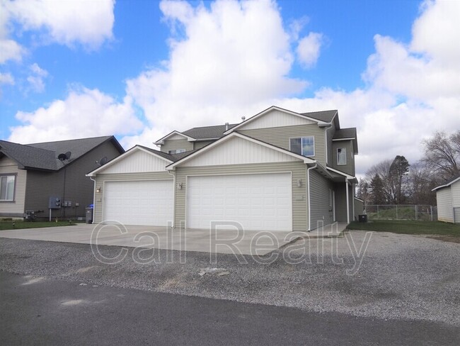 Photo - 713 Jakeman Ln Townhome