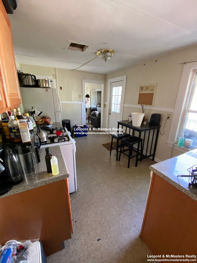 Photo - 24 Greylock Rd