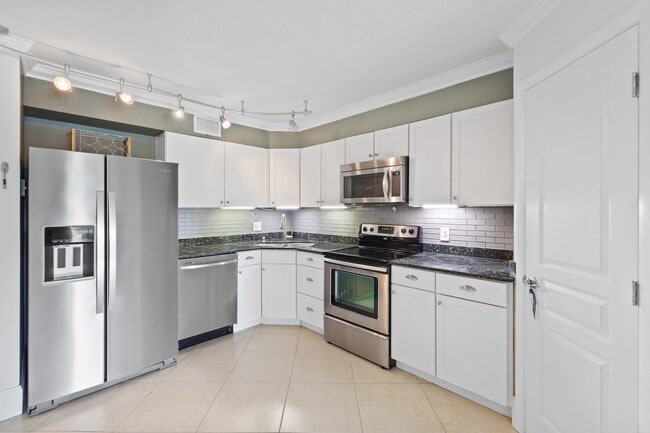 Photo - 3020 Florida Blvd Unit 202-C