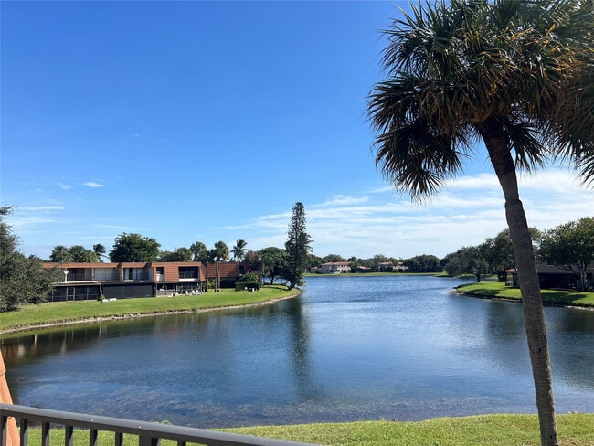 Building Photo - 1534 W Harmony Lake Cir