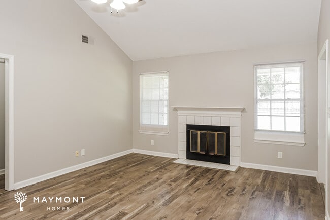Photo - 13905 SW Clovis Cir
