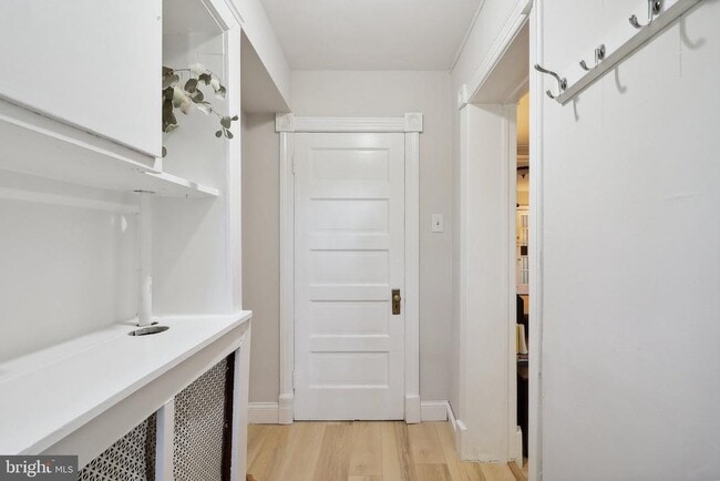 Photo - 409 South Carolina Ave SE