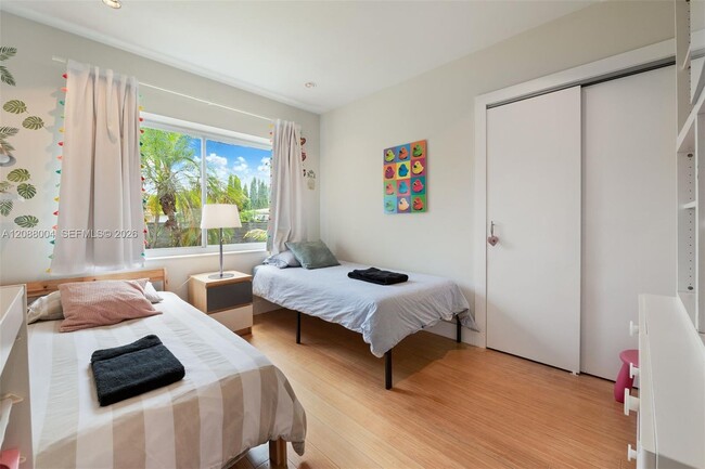 Photo - 5800 SW 50th Terrace