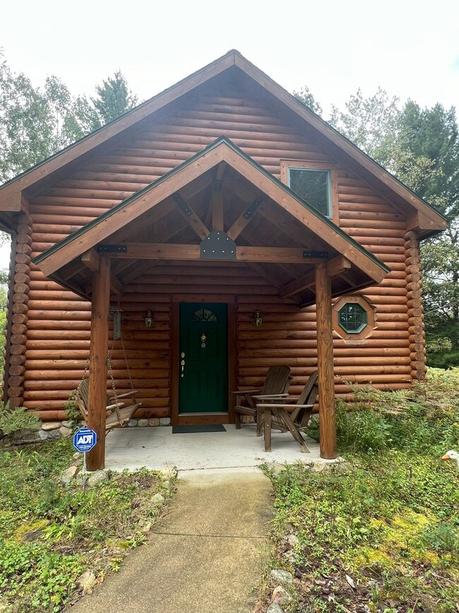 Furnished Home on the Banks of Pine River ... - Furnished Home on the Banks of Pine River ...