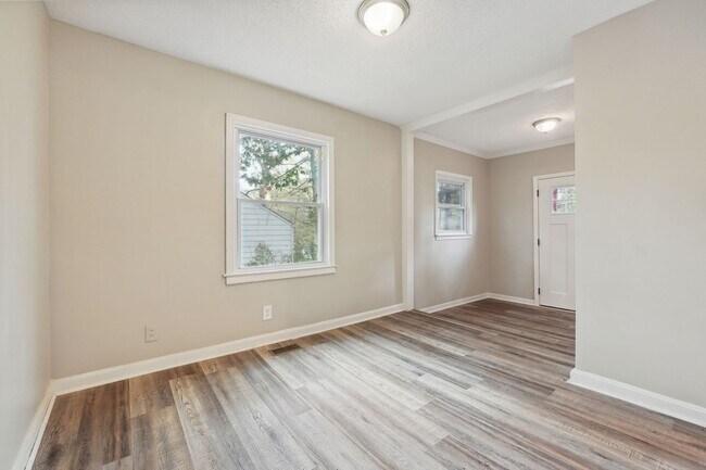 Photo - 3BR in Oakland City