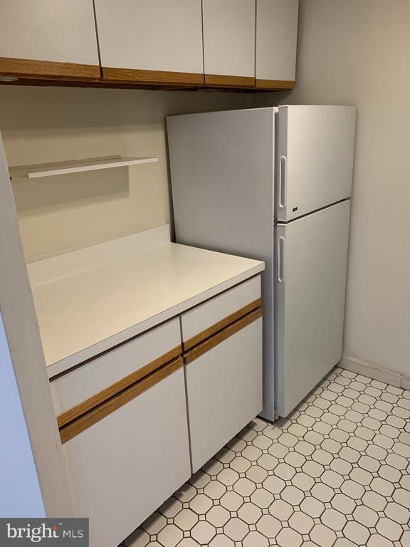 Building Photo - 224 W Rittenhouse Square Unit 2004