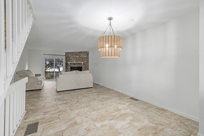 Photo - 8066 S Columbine Ct