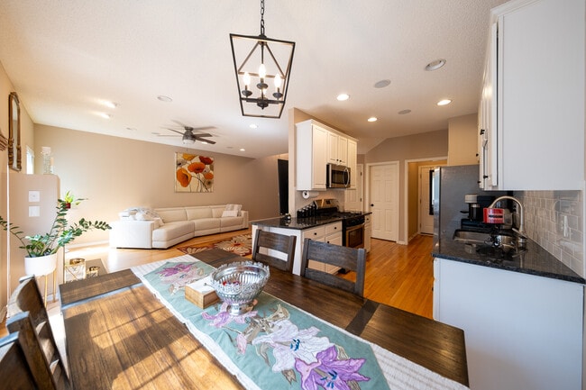 Photo - 15843 Porchlight Ln