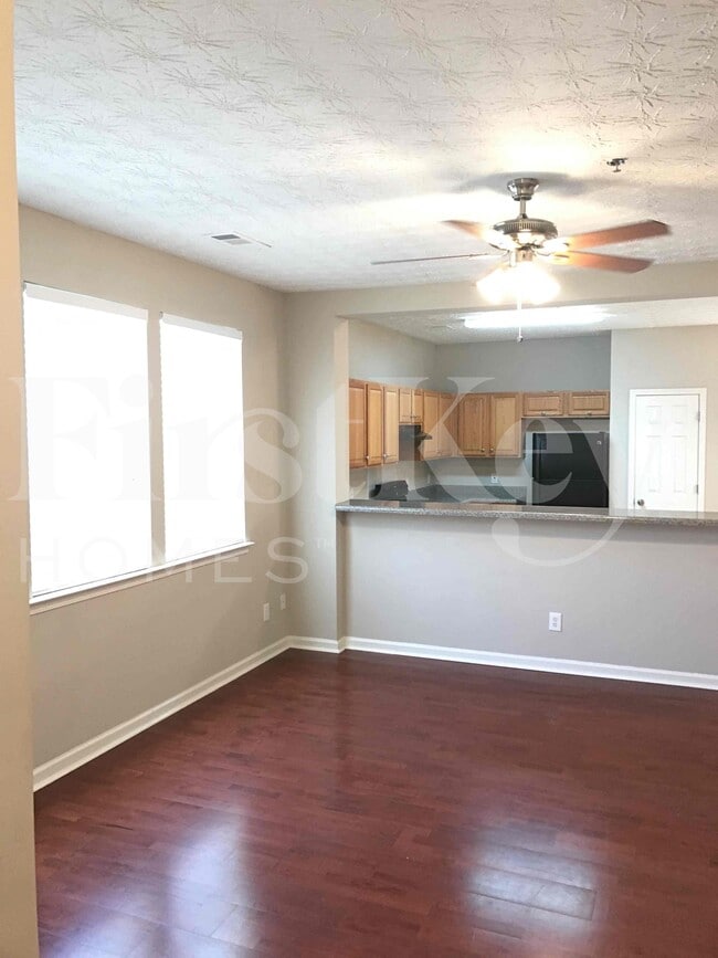 Photo - 114 Ellis Drive