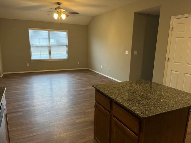 Photo - 3301 SW Windrift Ave