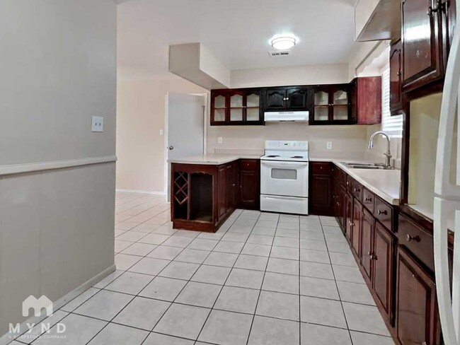 Photo - 2908 N 40th Dr