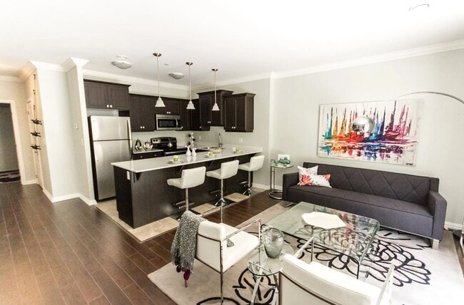 Photo - 940 On The Park - Luxury Rentals