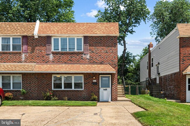 Photo - 707 Red Lion Rd House