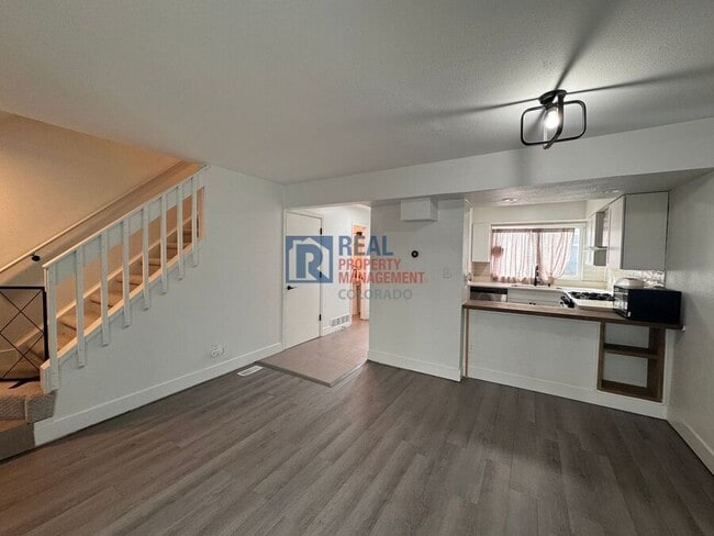 Photo - 233 S Nome St