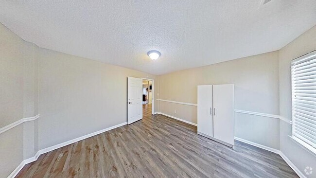 Building Photo - 6110 Great Oaks Dr Unit BEDROOM 1A - 777689 Rental