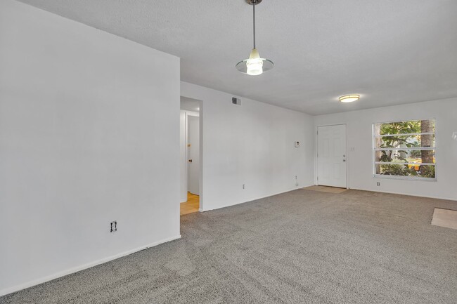 Beautiful 2/2 Condo close to the Orlando I... - Beautiful 2/2 Condo close to the Orlando I...