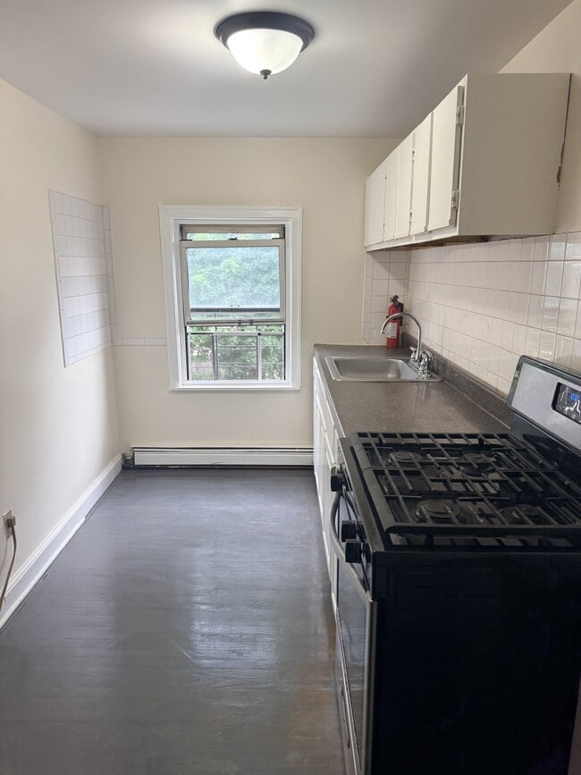 Photo - 383 Cary Ave Unit 2