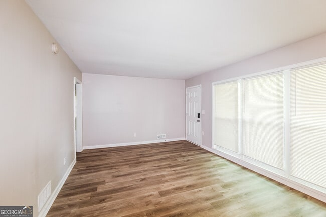 Photo - 3717 Loren Dr