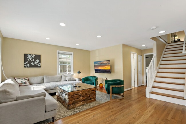 Photo - 9 S Walter Reed Dr Unidad ID1395349P