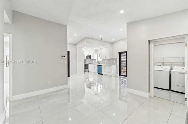 Photo - 12237 SW 193rd St