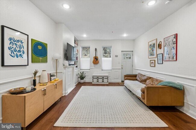 Photo - 1555 E Palmer St