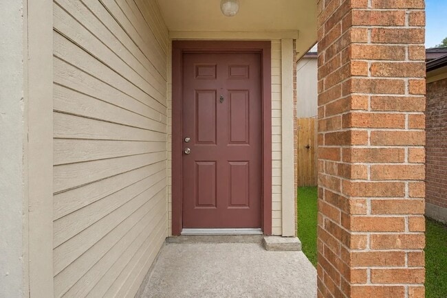 Photo - 6702 Tamar Dr