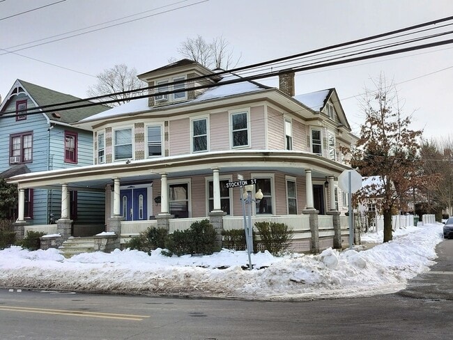 Building Photo - 255 Stockton St Unit A