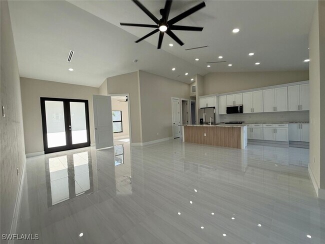 Photo - 607 NW 8th Terrace House