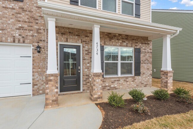 4734 Willow Bluff Cir