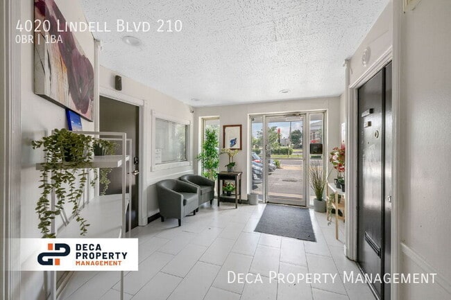 Photo - 4020 Lindell Blvd