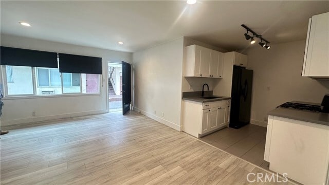 Photo - 14222 Calvert St Unit 3