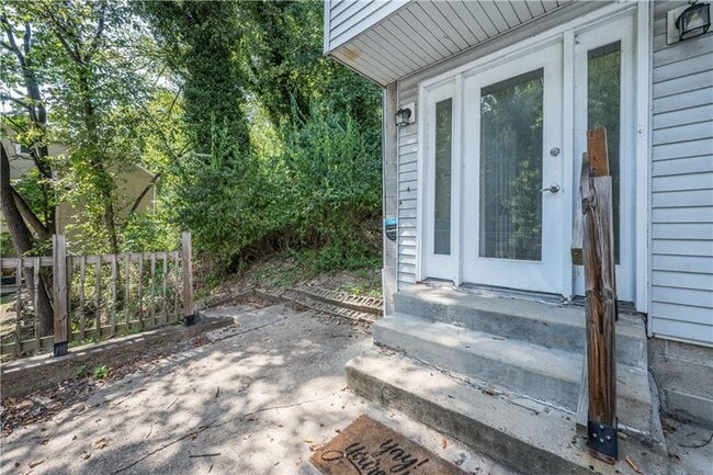 Building Photo - 702 Seavey Rd Rental
