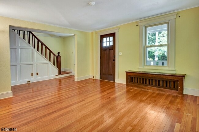 Photo - 509 Farview St