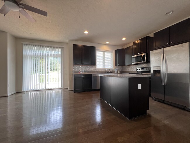 Photo - 3332 Sun Ct Townhome