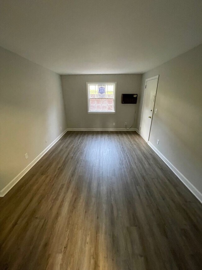 Photo - 1415 Clover St NW Unit B-2