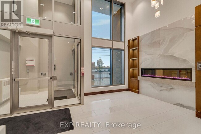 Photo - 2782 Barton St E Unit 902