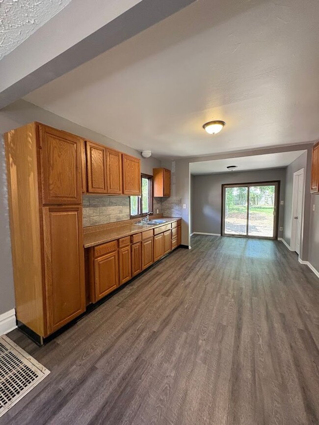 Photo - Three bedroom one bathroom home for rent