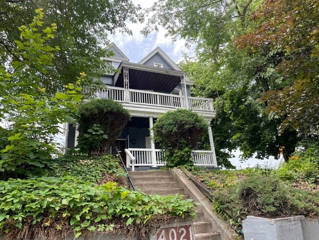 Building Photo - 4021 Northminster St Unit Apt 1