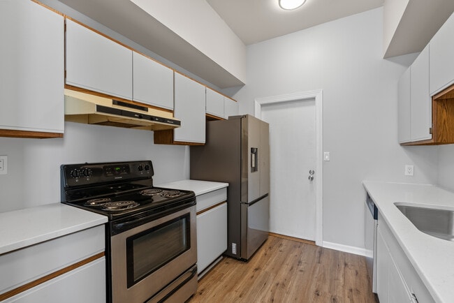 Photo - 1740 N Arlington Pl Unit B