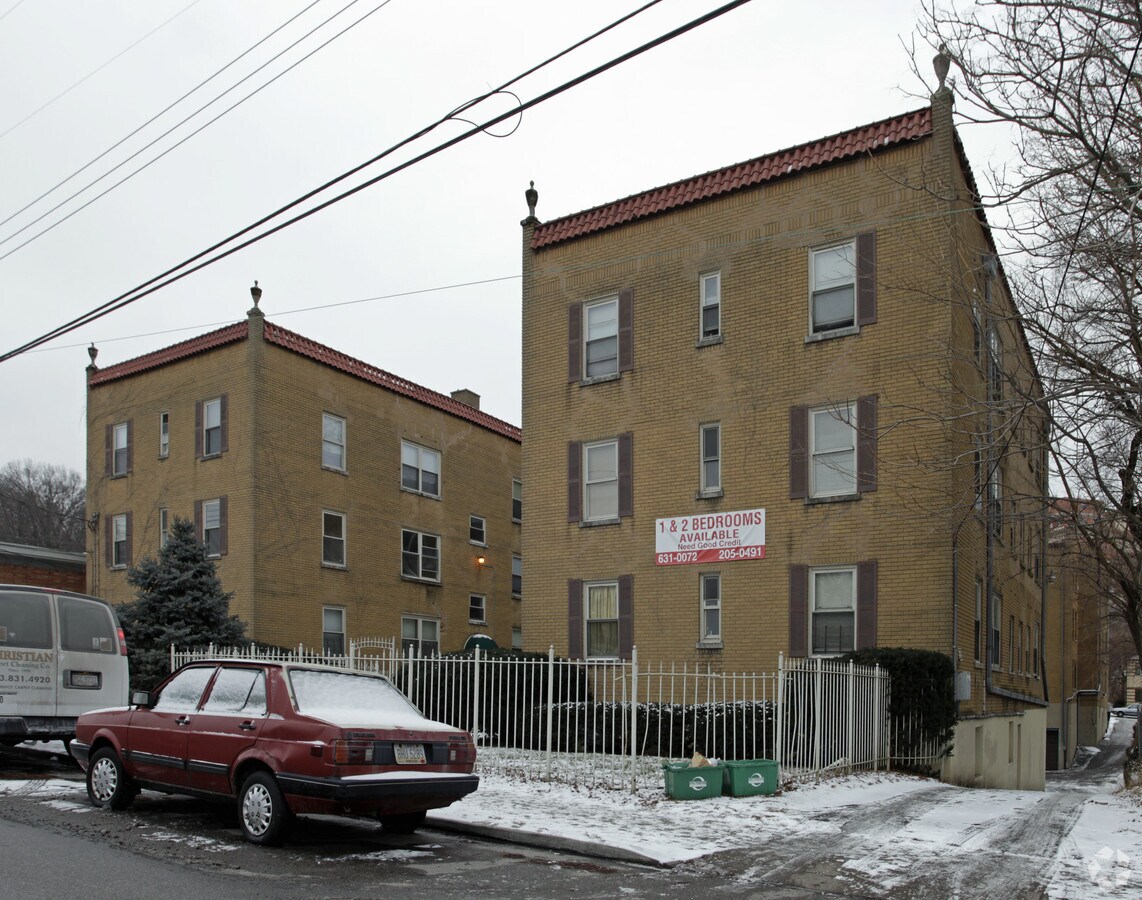 Photo - 319 Howell Ave Apartments